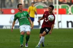 费耶诺德迎荷甲关键赛；今晚外线爆发；球迷炸锅；团队化学反应显著(费耶诺德球场)-LOL电竞直播