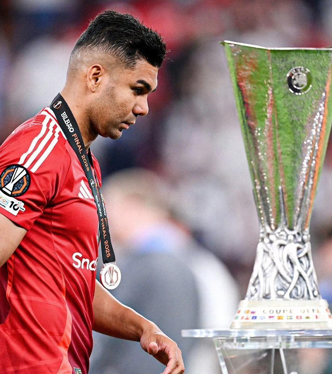 转会期中超焦点战，曼联强势反弹，话题不断，细节决定成败的简单介绍